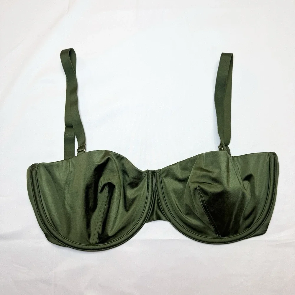 CUUP THE BALCONETTE Bra SATIN Vine Shine Green Size 34H Gem Tone Hollywood Glam